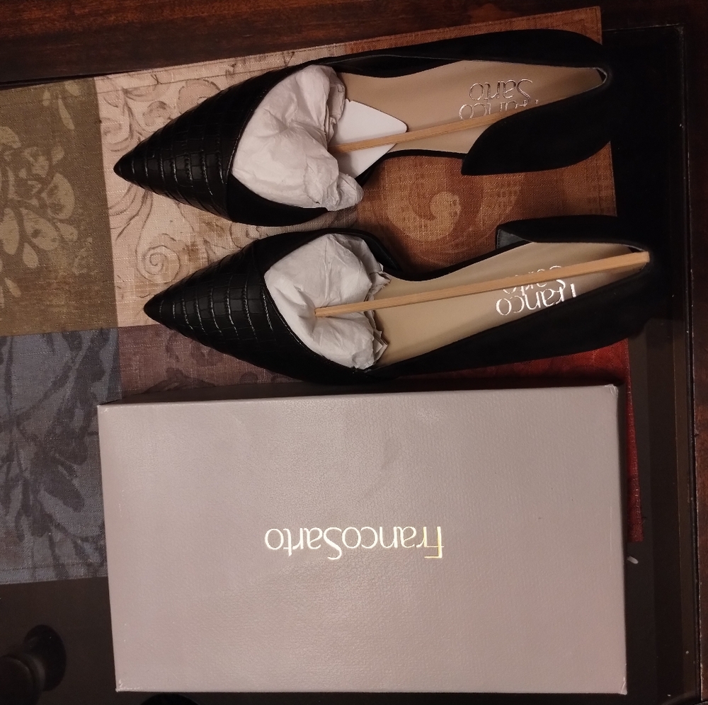 Women's Black Heel Pumps
